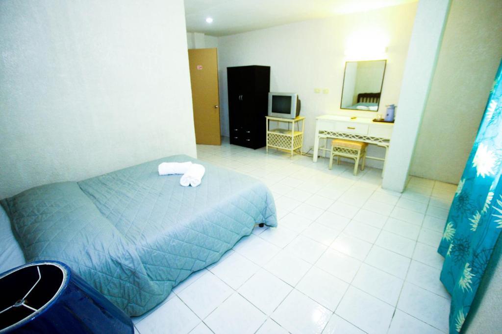 Bohol La Roca Hotel Totolan Quarto foto